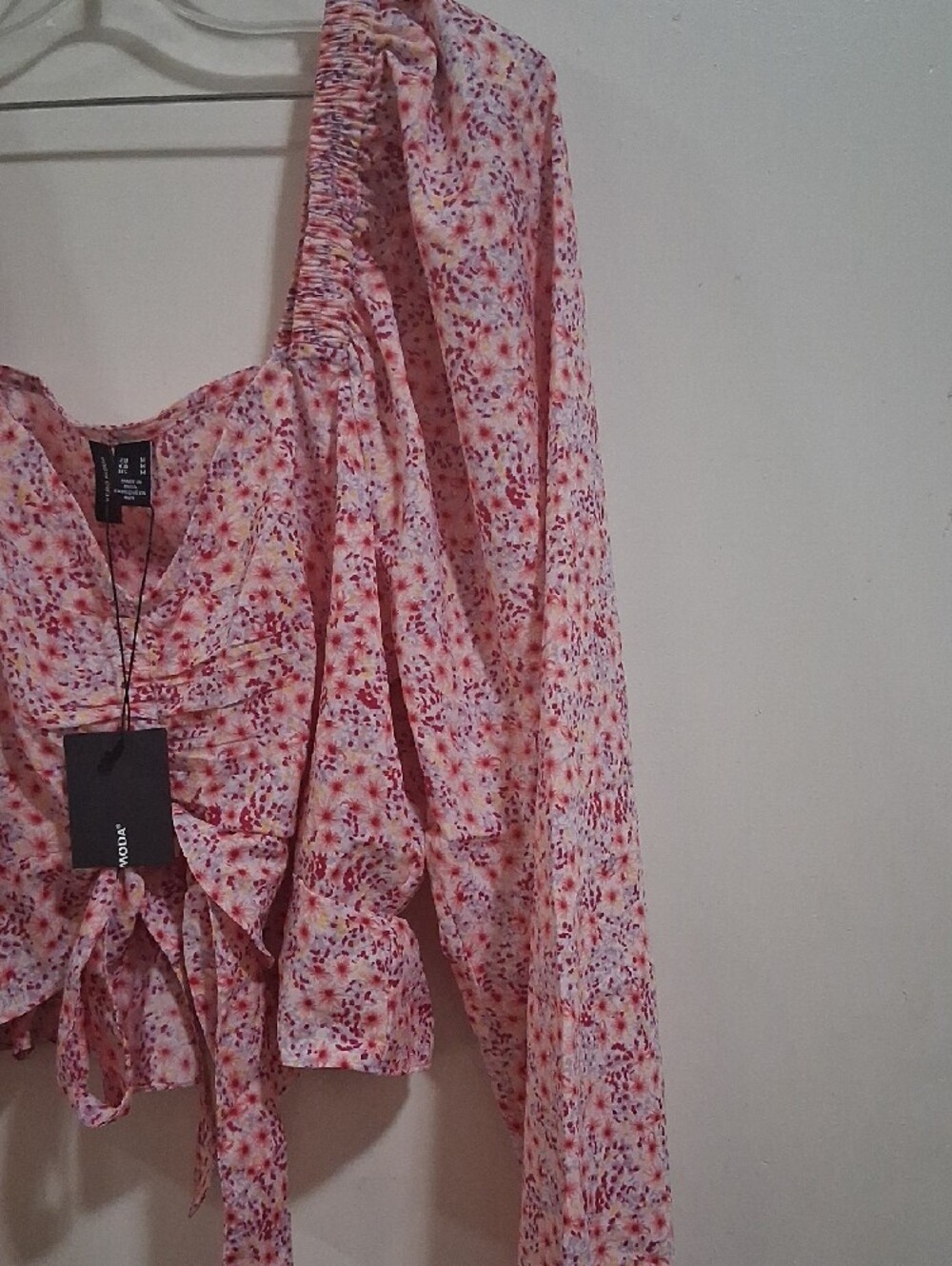 NWT Vero Moda Pink Floral Tie-Front Peasant Top - Picture 4 of 6